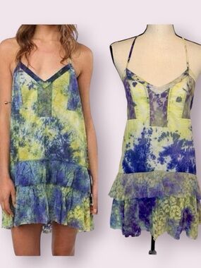 UO Urban Outfitters Ecote Tie Dye Lace Ruffle Tiered Dress Blue Yellow Size XS